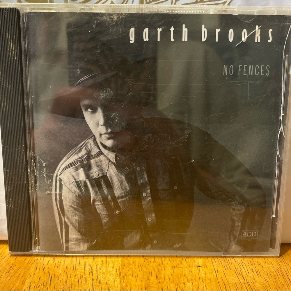 No Fences by Garth Brooks (CD, Sep-1990, Liberty) preowned